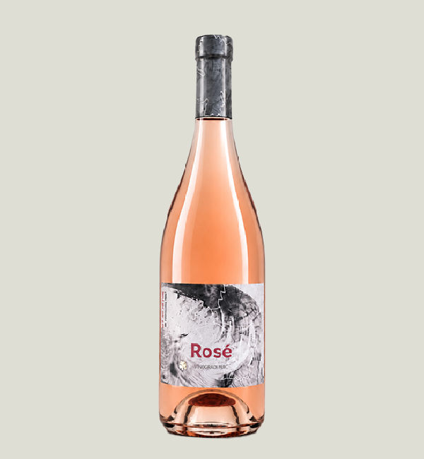 Rose 2025.